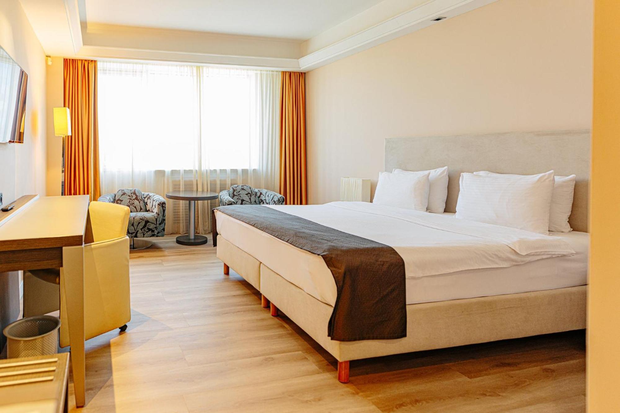 Holiday Inn Belgrade By Ihg Ngoại thất bức ảnh