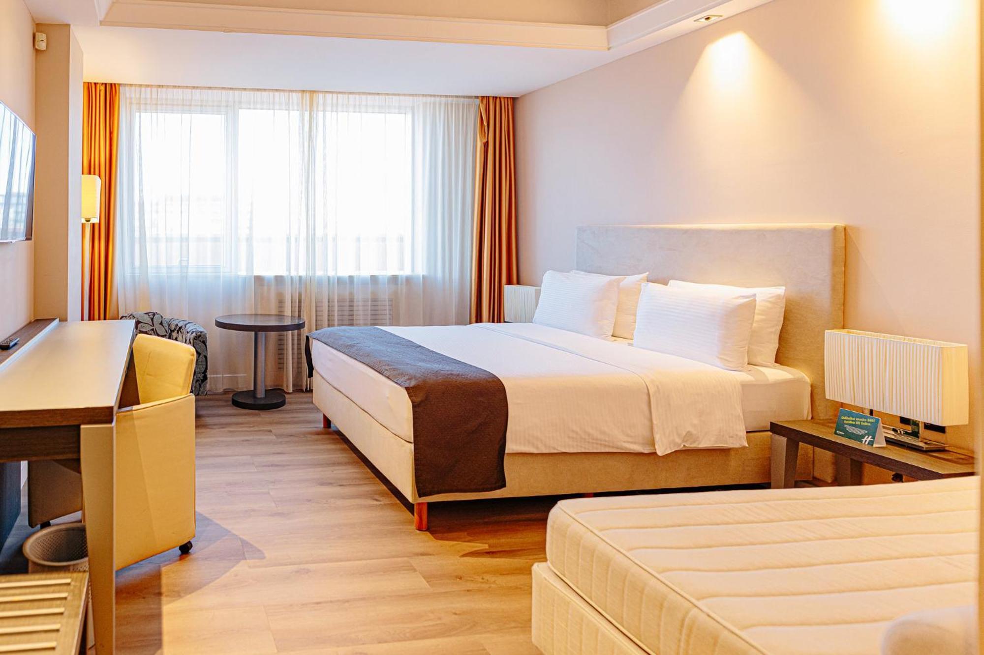 Holiday Inn Belgrade By Ihg Ngoại thất bức ảnh