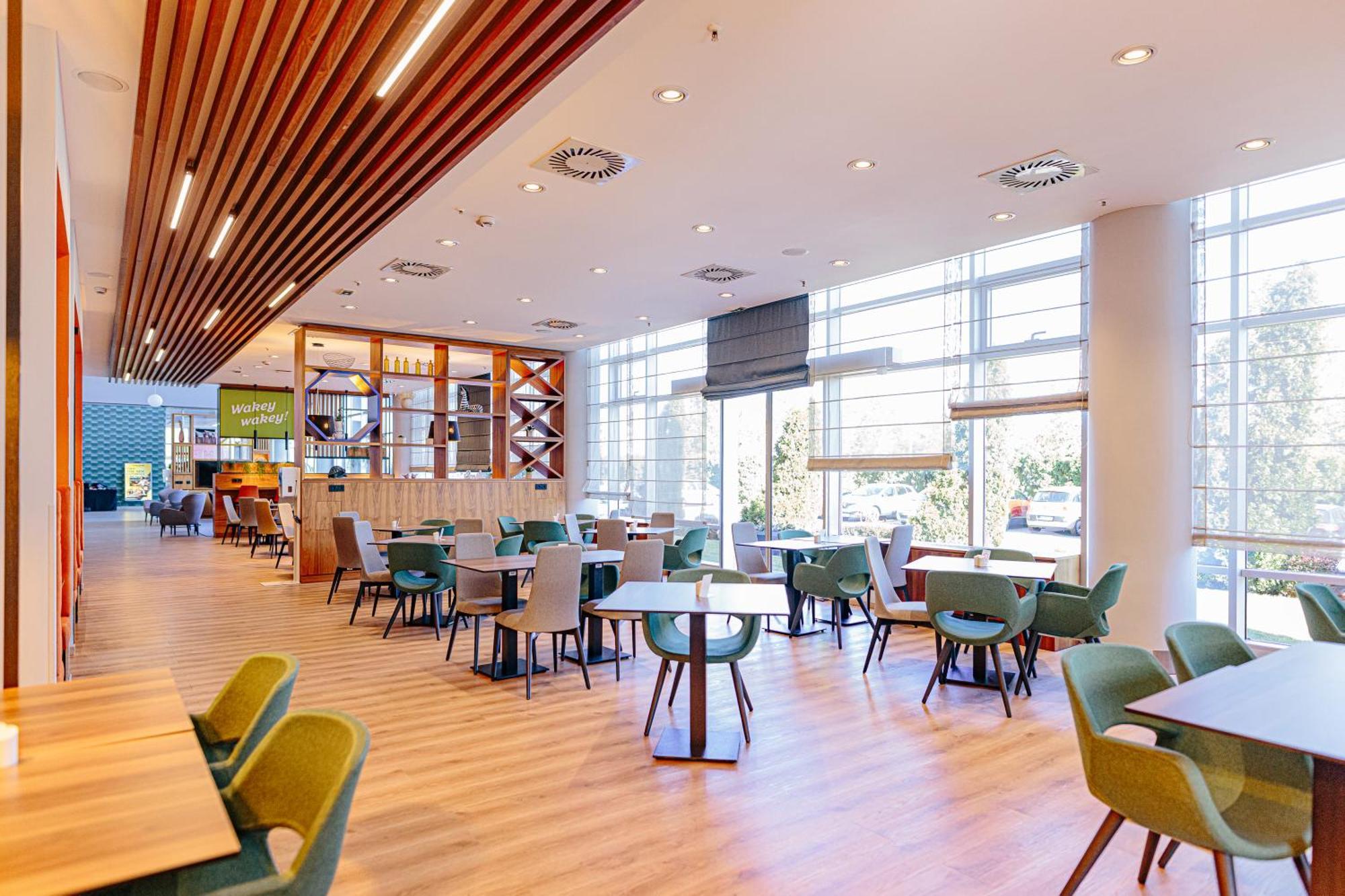 Holiday Inn Belgrade By Ihg Ngoại thất bức ảnh